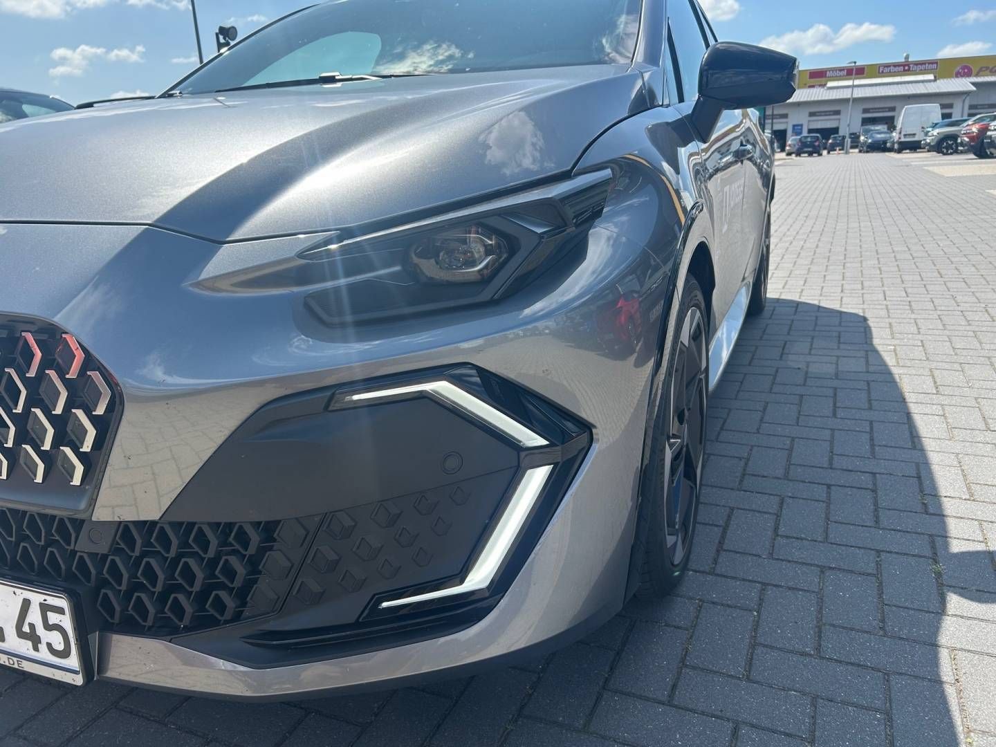 Fahrzeugabbildung Renault CLIO Techno Full Hybrid E-Tech 160