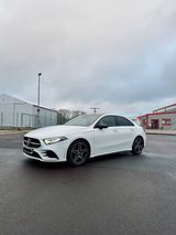 Mercedes-Benz A 250 AMG Line - 8 fach bereift / Panoramadach - Mercedes-Benz A 250 aus 2020
