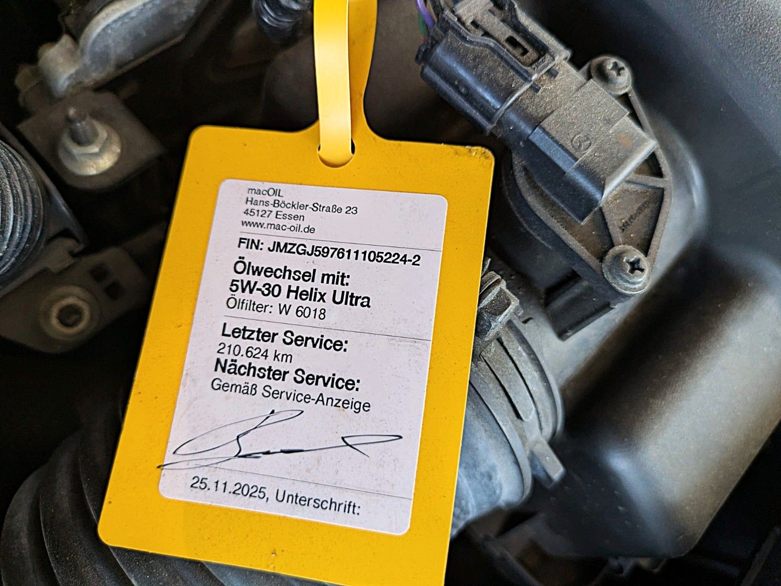 Fahrzeugabbildung Mazda 6 Kombi Center-Line KLIMAAUT SITZHEIZG NAVI 19''
