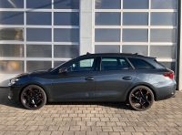 CUPRA Leon ST VZ 2.0 TSI DSG 4Drive PANO AHK 5J GAR bei Autohaus Landmann & Maier OHG