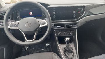 Fahrzeugabbildung Volkswagen Polo VI 1.0 TSI Life