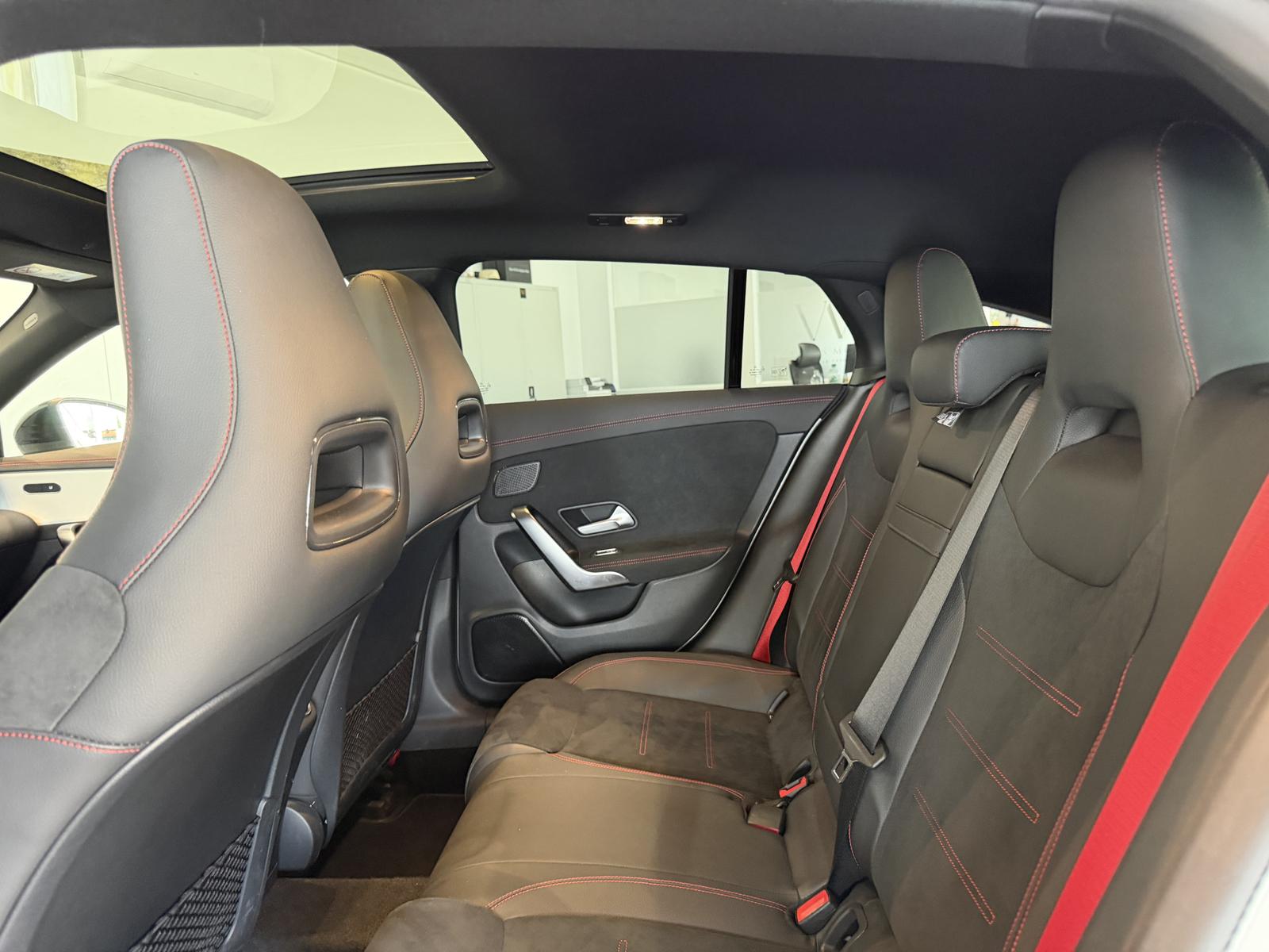 Mercedes-Benz CLA 35 AMG Shooting Brake Aero*HUD*Pano*Night*