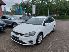 Golf VII Variant 1,6 TDI Comfortline *AHK*Navi*