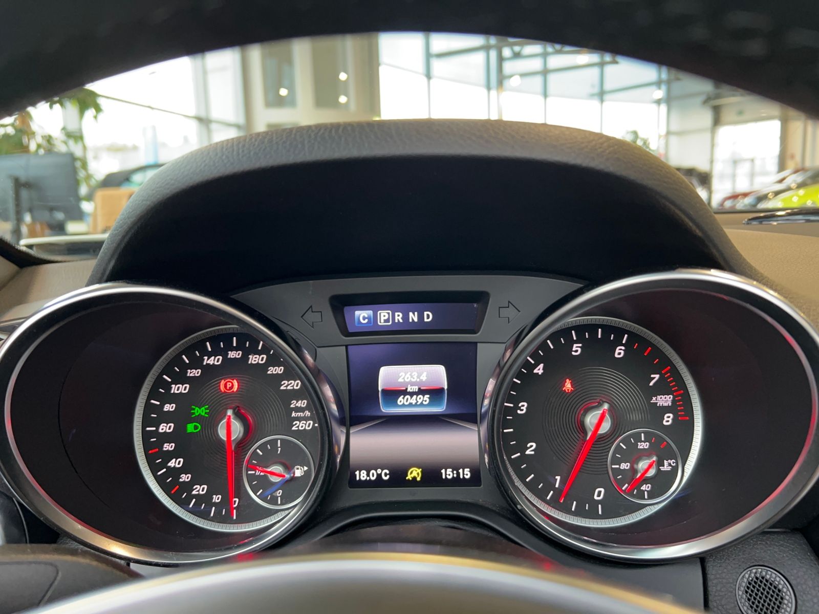 Fahrzeugabbildung Mercedes-Benz SLC 200 9G-Tronic AIRSCARF SHZ PANO NAVI