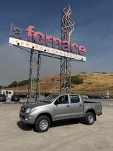 Toyota Hilux 2.5 D-4D 4WD 2p. Extra Cab DLX - Toyota Hilux: Extra Cab