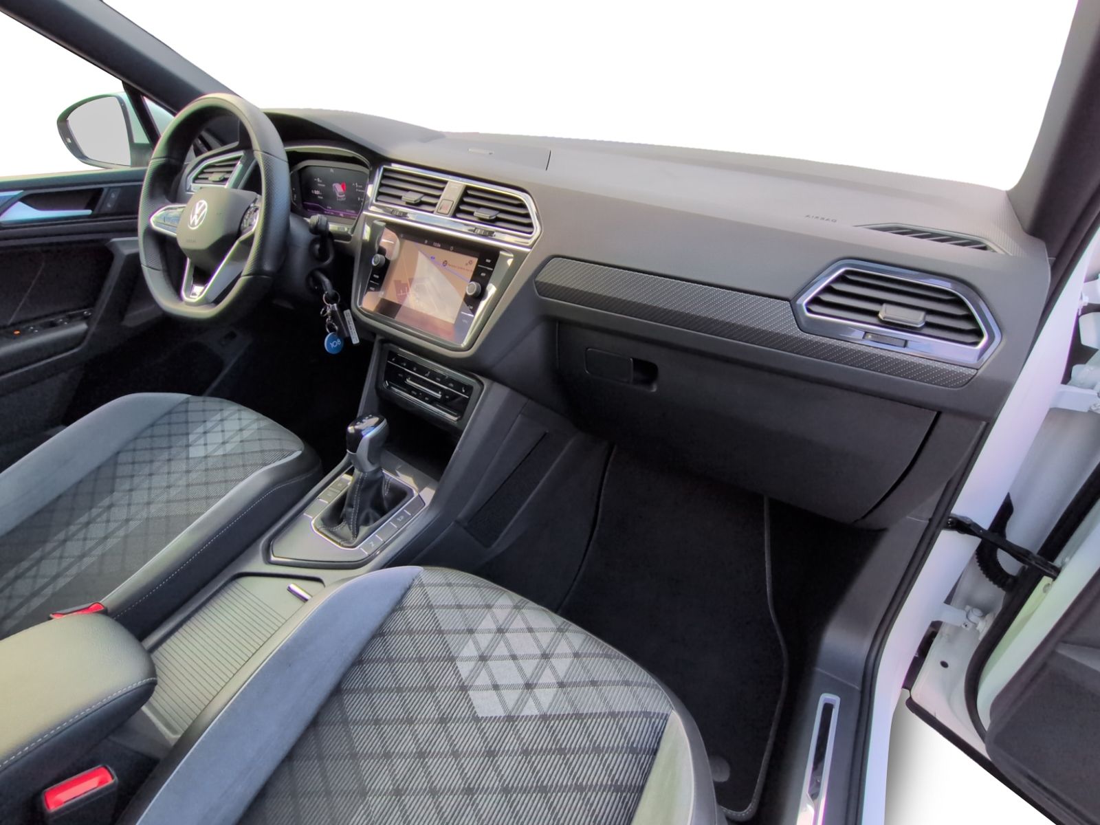 Tiguan 1.5 TSI DSG R Line KAMERA+MATRIX+NAVI