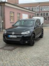 Volkswagen VW Touareg 7p 3,0 TDI R-Line 22 - Volkswagen Touareg: 7p