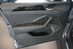 VW Tiguan 1.5 eTSI R-Line | LED Plus | Navi | AHK VW Tiguan 1.5 eTSI R-Line | LED Plus | Navi | AHK