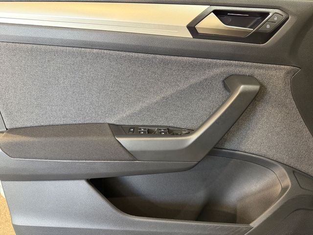 T-Roc 1.5 TSI DSG MOVE LED+KAMERA+NAVI+APP+ALU17