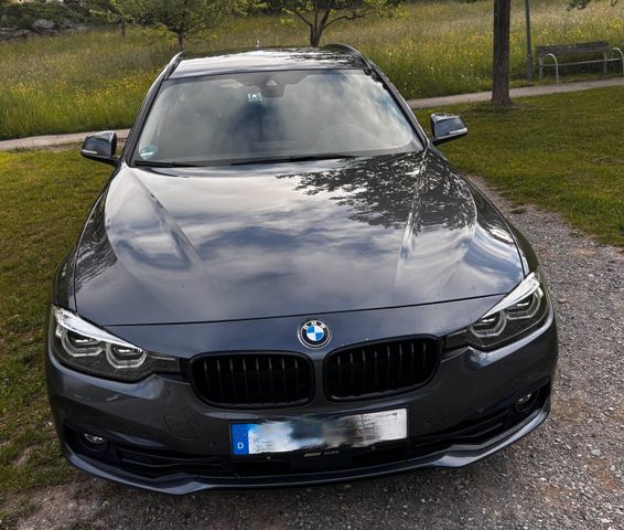 BMW 330i xDrive Touring Sport Line Automatic Spo...