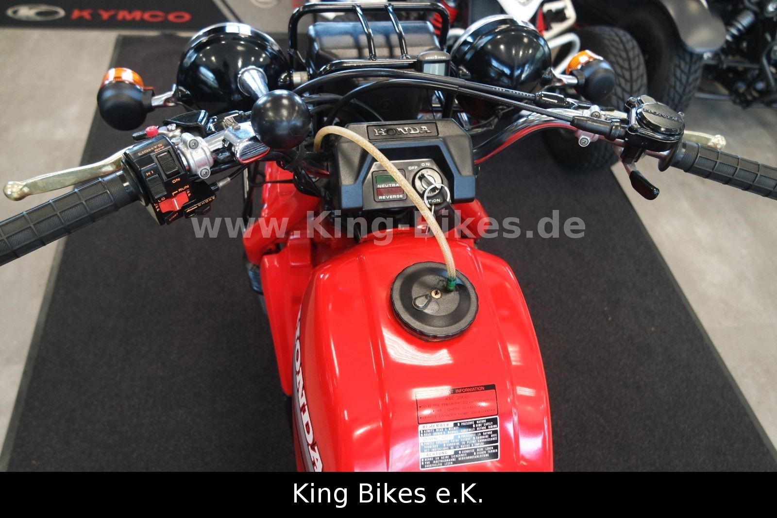 Fahrzeugabbildung Honda ATC 250 - "Big Red Trike" - 795 km  -Bud Spencer