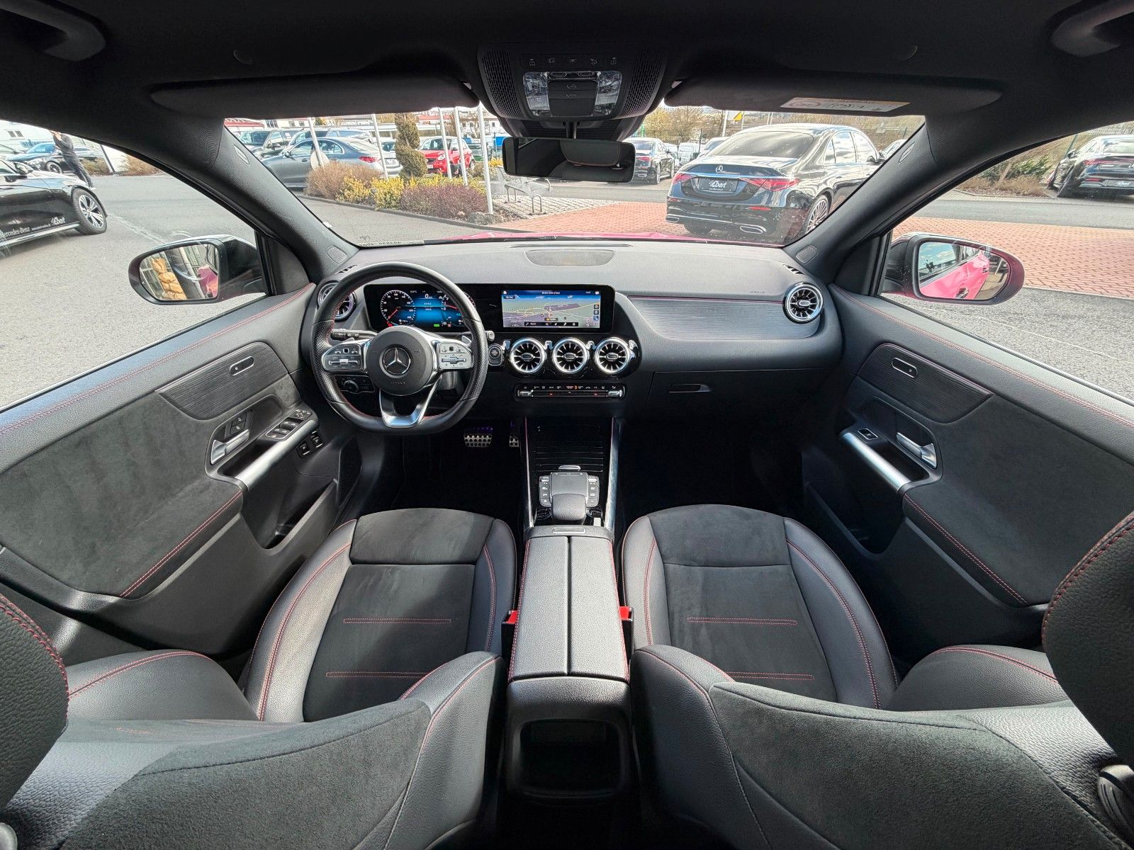 Fahrzeugabbildung Mercedes-Benz GLA 250e AMG+MickyMouse+Vario+RKamera+Augment