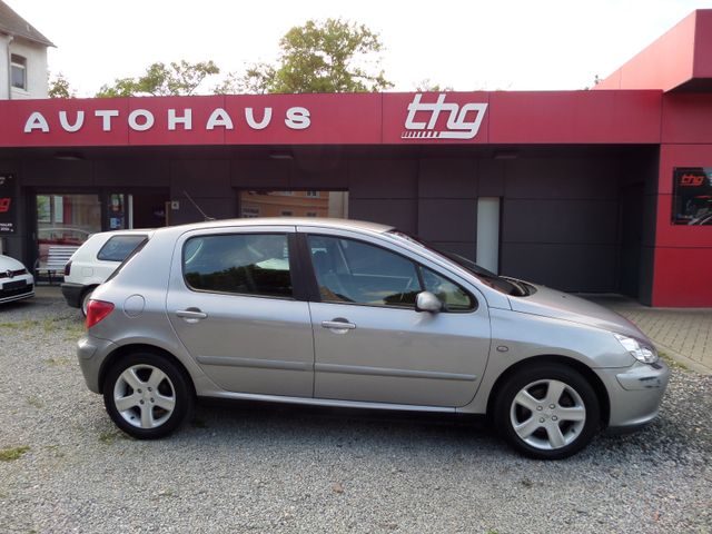Peugeot 307 Platinum   AUTOMATIK/LEDER/KLIMAAUTOMATIK
