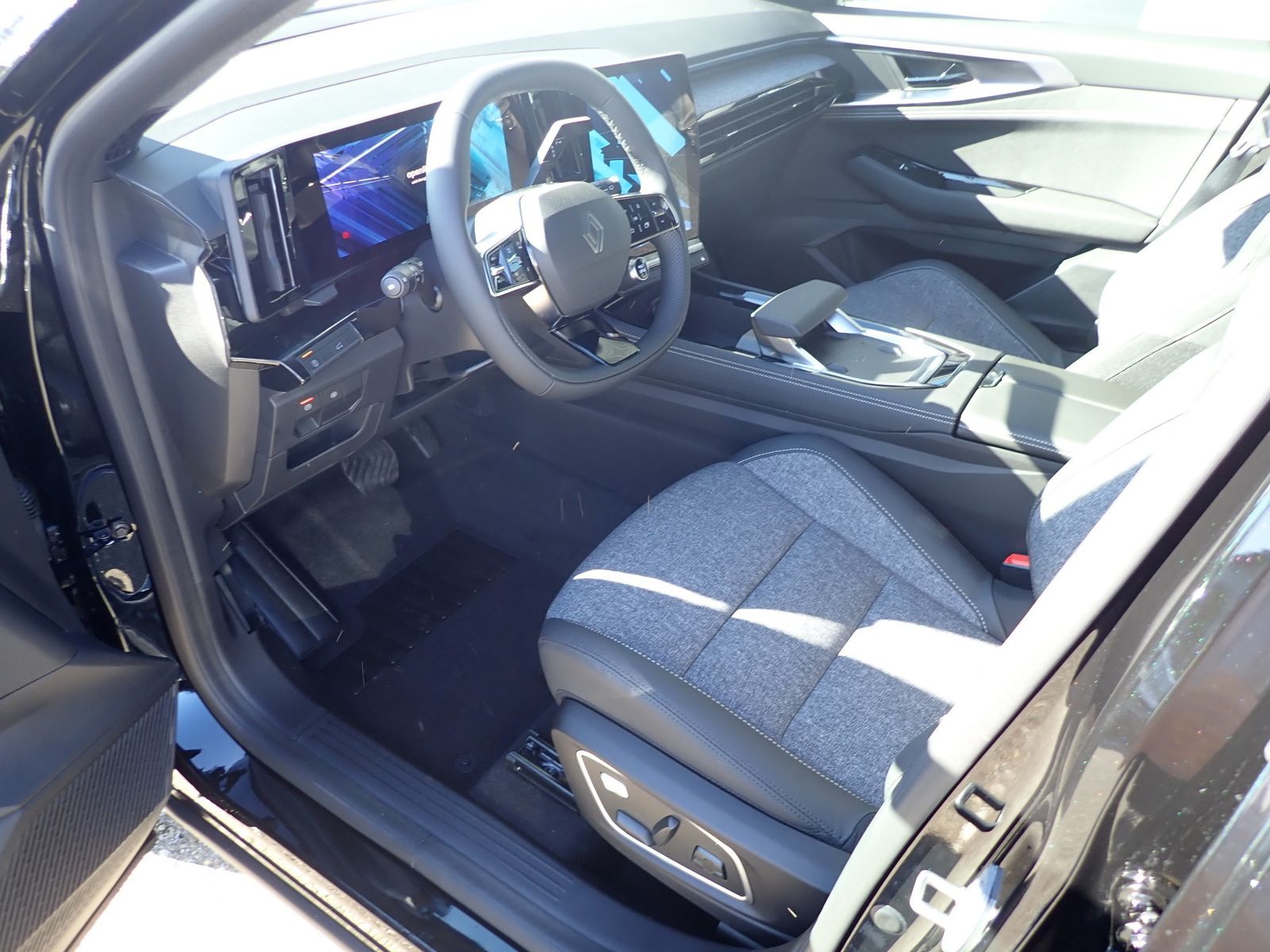 Fahrzeugabbildung Renault Austral Techno Mild Hybrid 160 Automatik