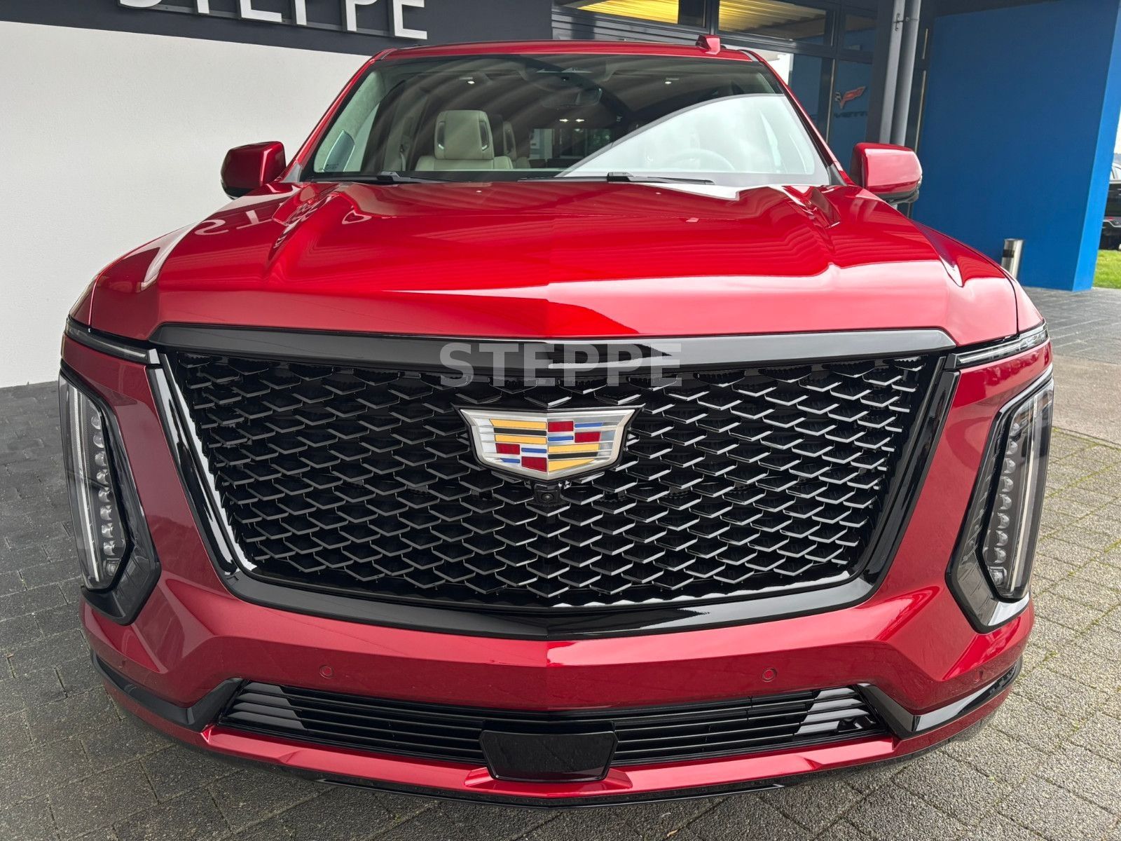 Cadillac Escalade FACELIFT MY26 6.2 V8 ESV Sport Platinum