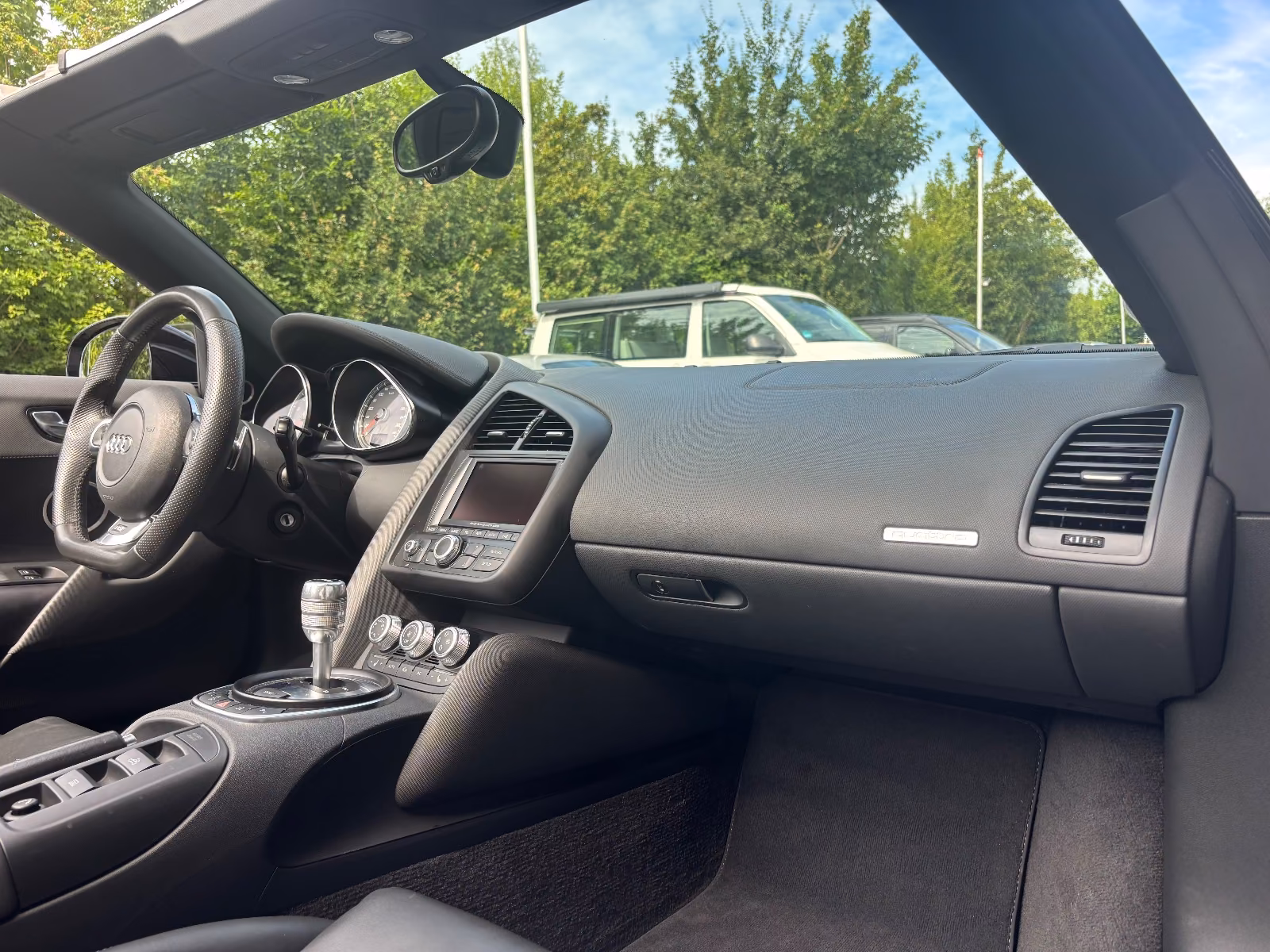 AUDI R8 SPYDER 4.2 FSI QUATTRO