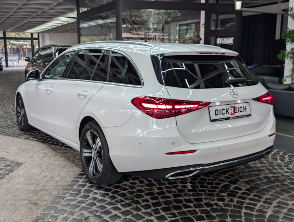 MERCEDES-BENZ C-Class 2024