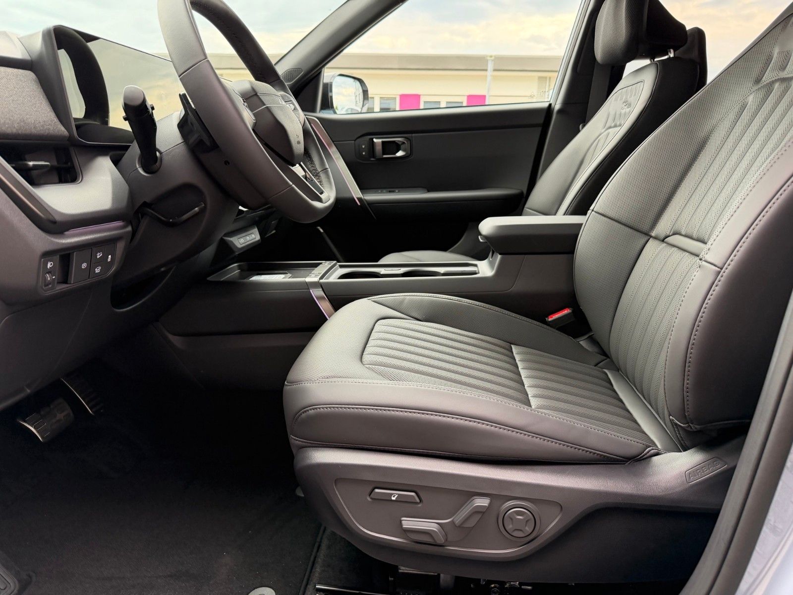 Fahrzeugabbildung Kia Seltos 1.6T 180 AWD DCT X-LINE STD