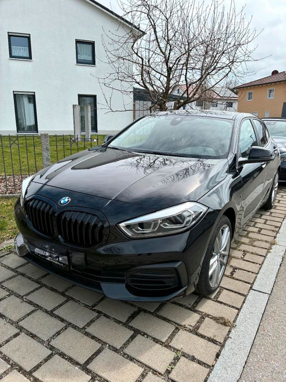 Image of BMW 118