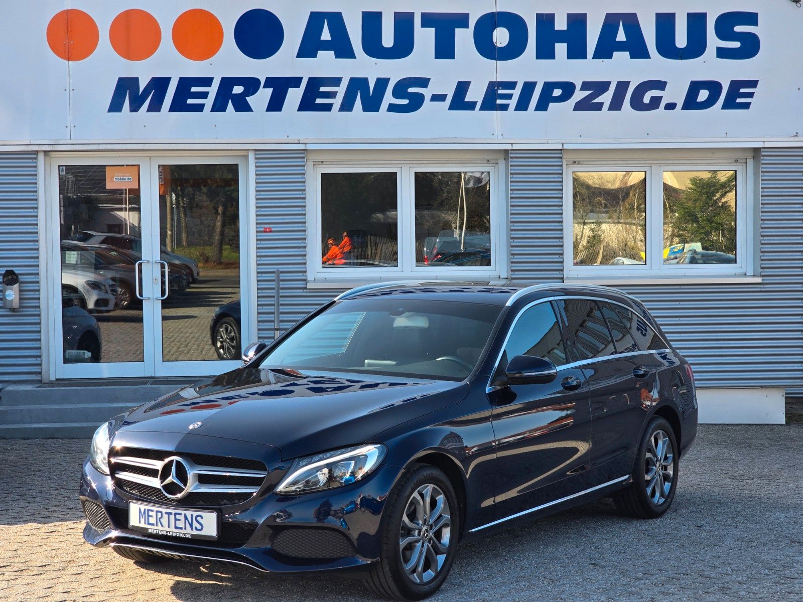 MERCEDES-BENZ C 180 T 9G Avantgarde LED NAV SHZ PDC