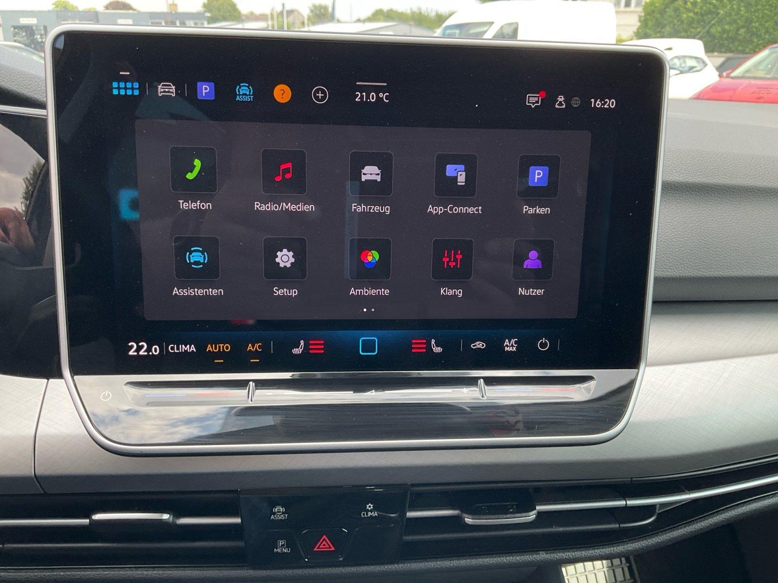 Volkswagen Golf VIII 1.5 TSI Life LED CARPLAY+ANDROID, миниатюра 13