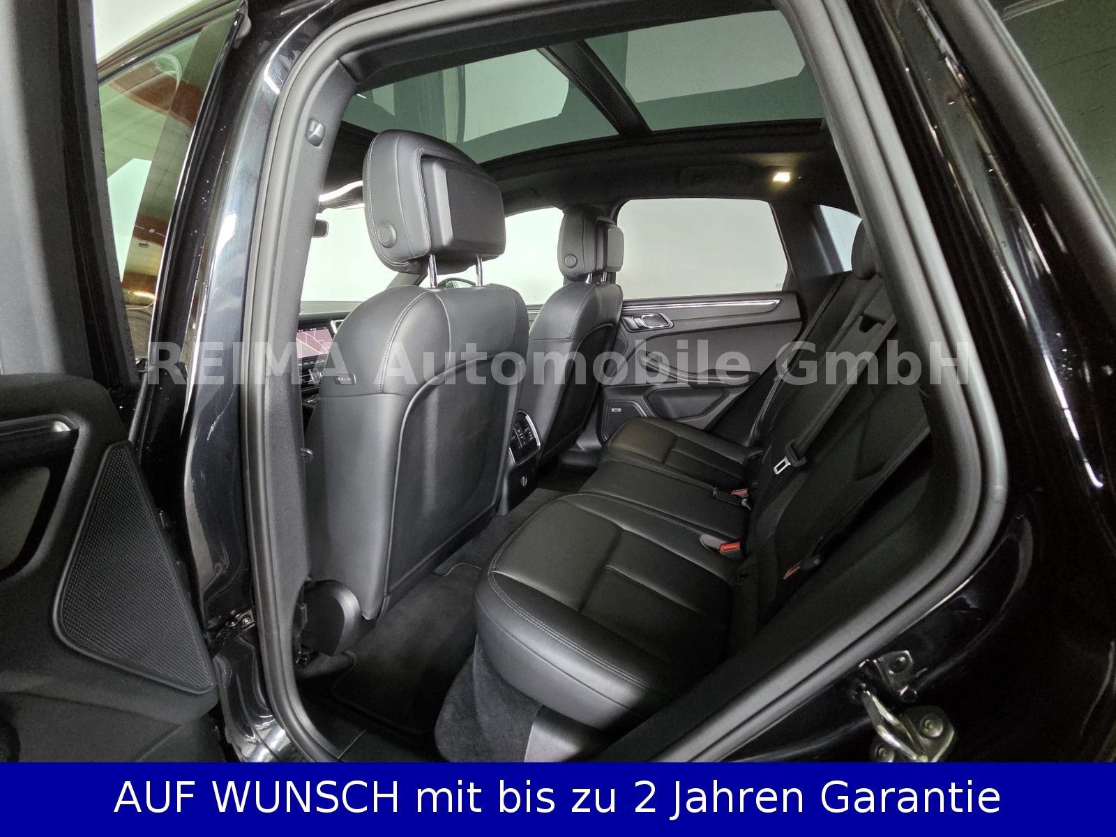 Fahrzeugabbildung Porsche Macan 2,0i, , LED, Standheizung, Luft, Pano