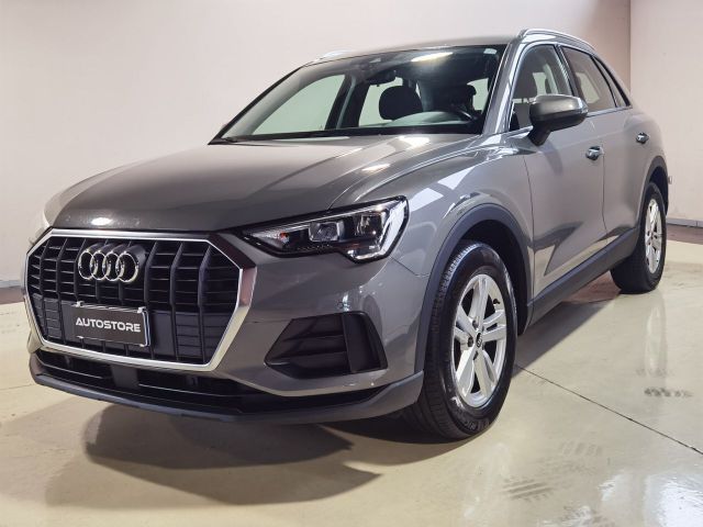 AUDI Audi Q3 35 TDI S tronic Business Sport