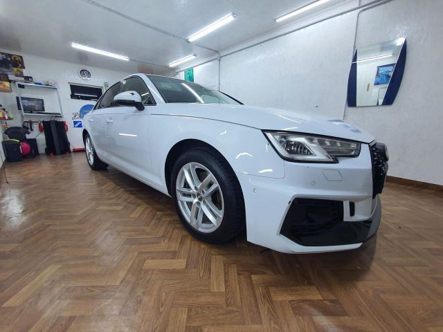 Audi A4 2.0 TDI 150 CV ultra S tronic Sport