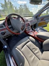 Maybach Purer Luxus Fahrgenuss in Blau und Silber - Maybach