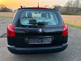 Peugeot 207 SW Filou 95 VTi - Peugeot 207: Filou