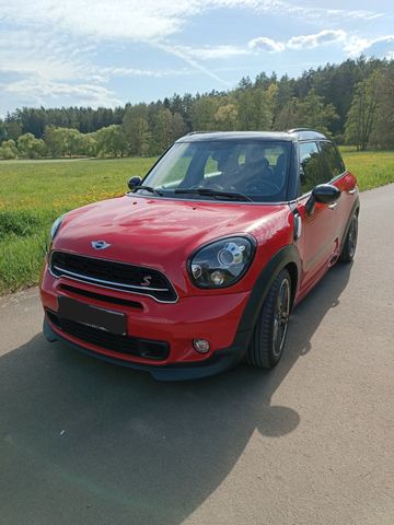 MINI JOHN_COOPER_WORKS_COUNTRYMAN