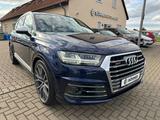 Audi SQ7 4.0 TDI quattro PANO-MATRIX-7SITZER-22ZOLL - blaue Audi SQ7