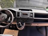 Volkswagen T6 Transporter Kastenwagen-Kombi - Transporter kastenwagen gebraucht