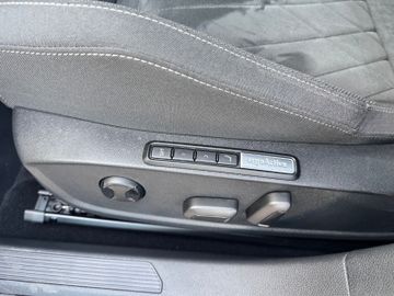 Bild 17 VW Golf VIII Variant Life