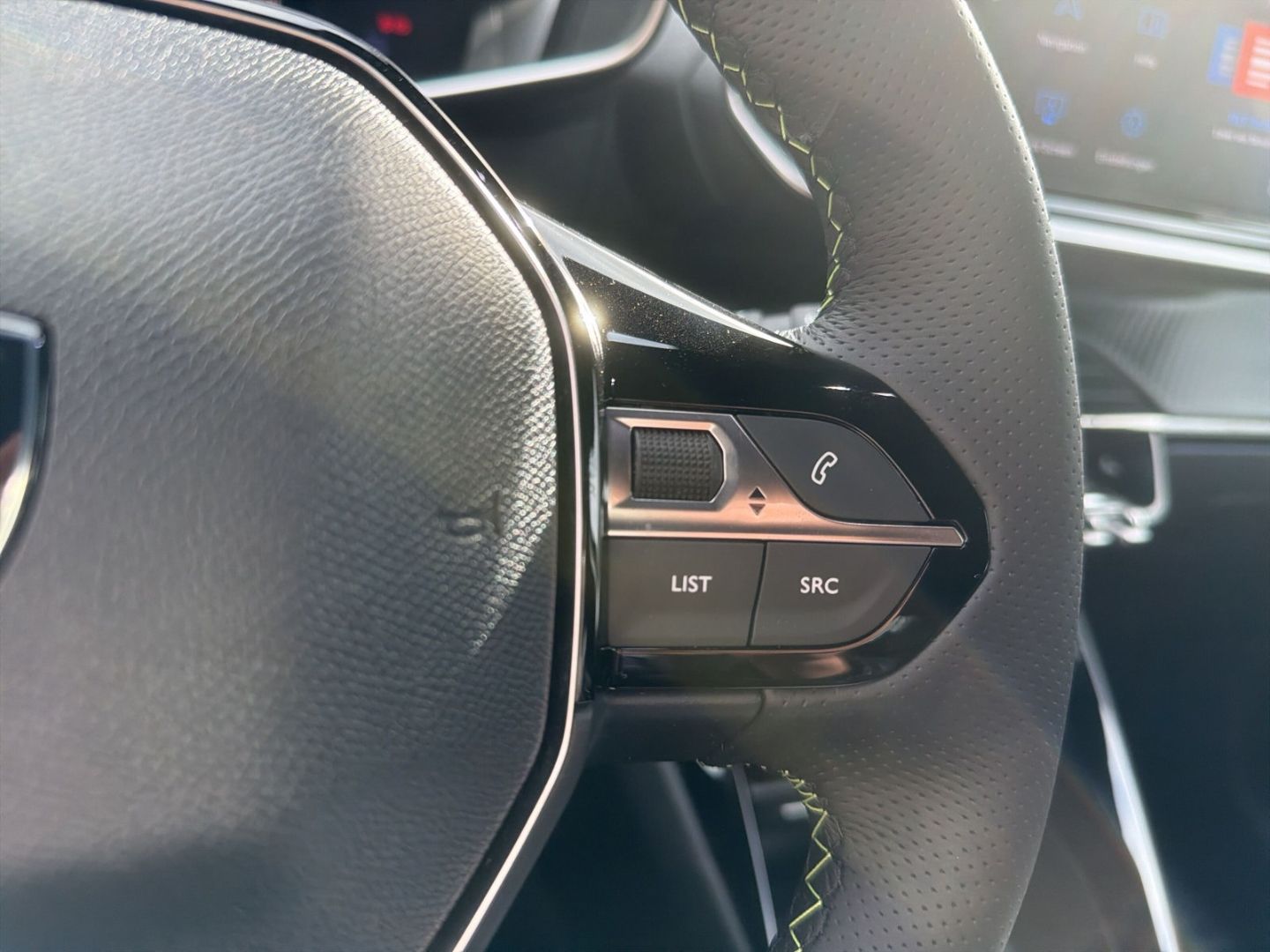 Peugeot e-208 - Bild 16