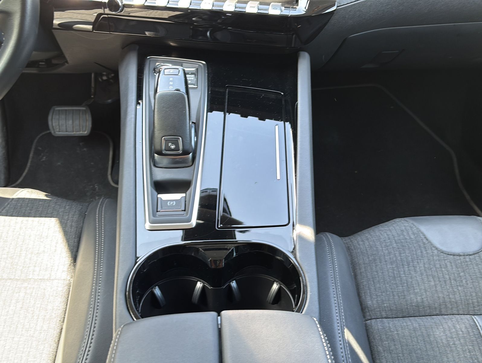 Fahrzeugabbildung Peugeot 508 PureTech 180 EAT8 Allure