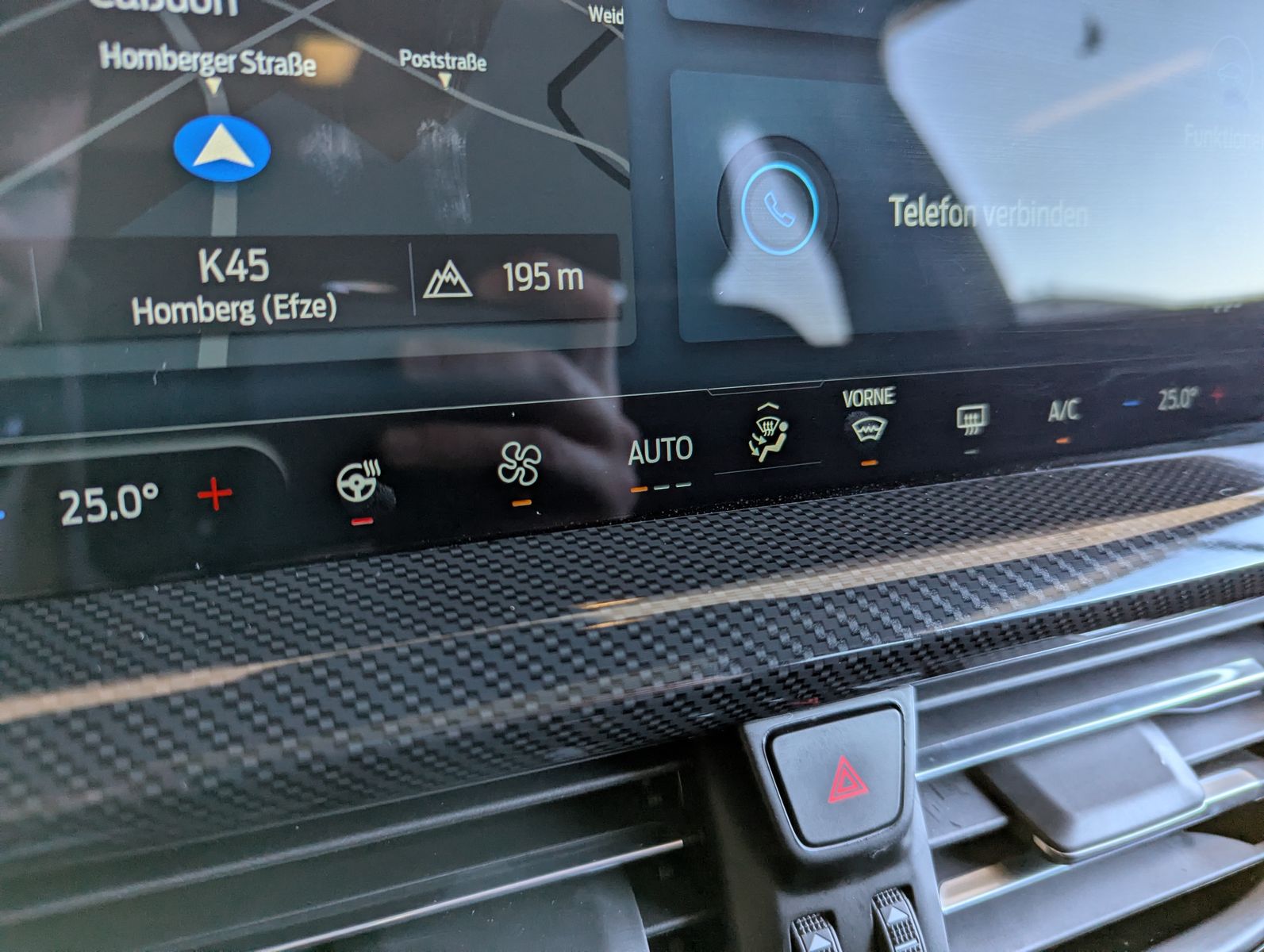 Fahrzeugabbildung Ford Focus 1.0 ST-Line X Styling Matrix B&O Pano 18"