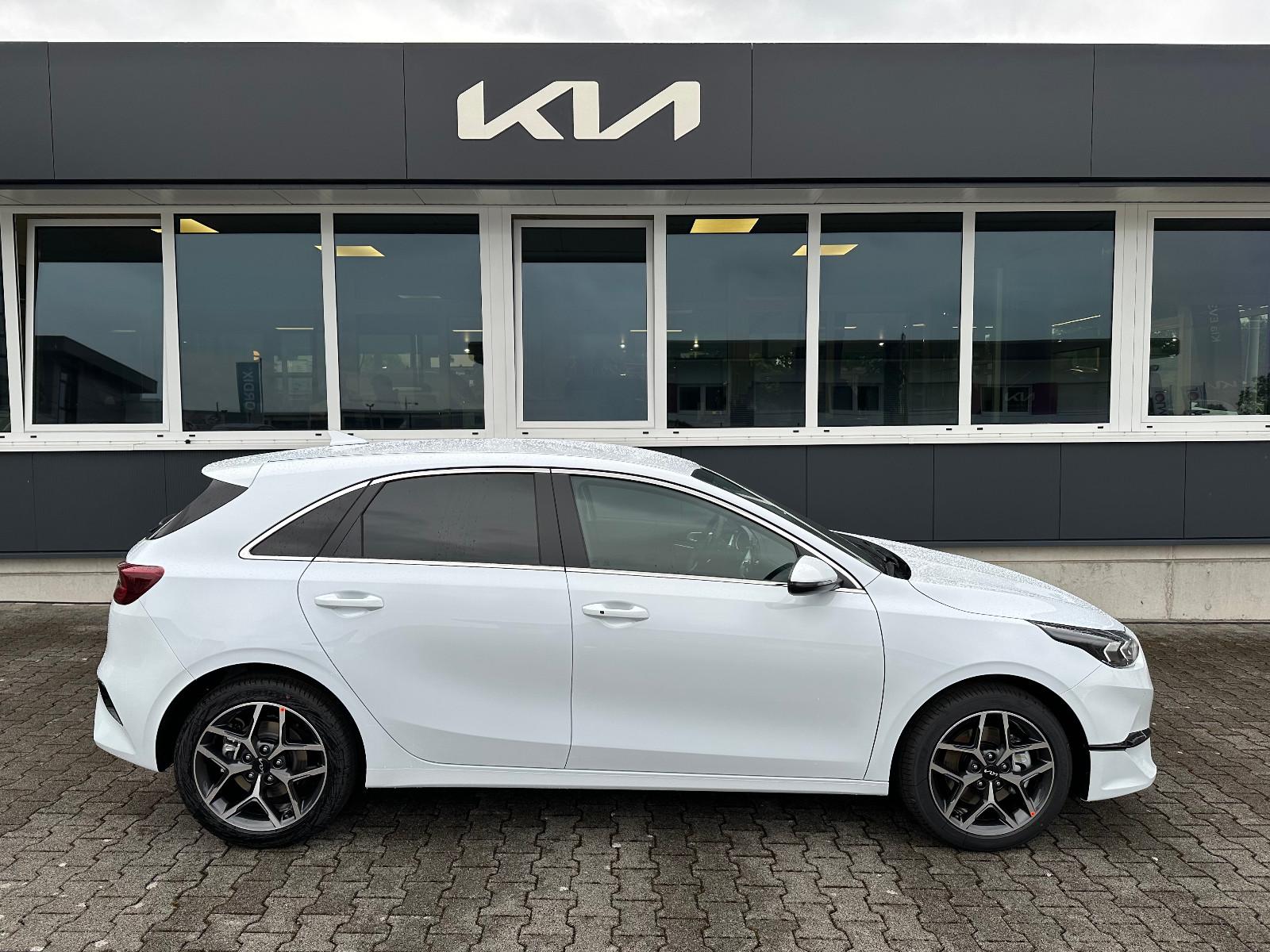 Kia cee'd / Ceed 1.5 T-GDI MTUltimate Edition Style