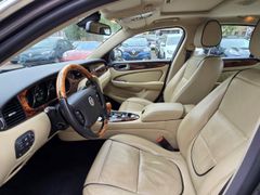 Fahrzeugabbildung XJ 2.7 D XJ6 Executive DPF