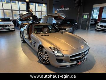 صورة 3 لـ 2011 Mercedes-BENZ SLS AMG