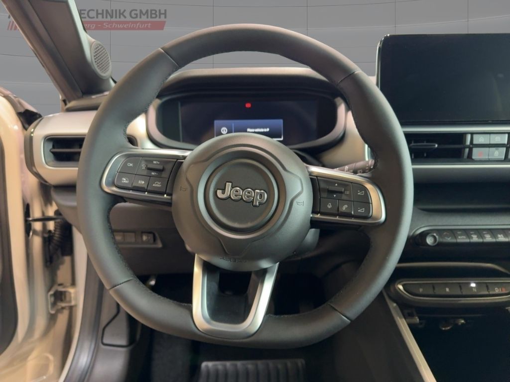 Fahrzeugabbildung Jeep Avenger Altitude Electric NAVI ALLWETTER WINTER