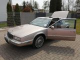 Buick Riviera - Buick Riviera mit Benzin-Antrieb