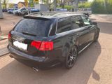 Audi RS4 4.2 quattro Avant - - Audi RS4: Schwarz