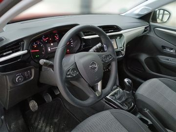 Fotografie des Opel Corsa F Sitzheizung Parkpilot Allwetterreifen
