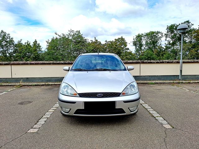 Ford Focus 1.6 Ghia KLIMA beheizbare Front...