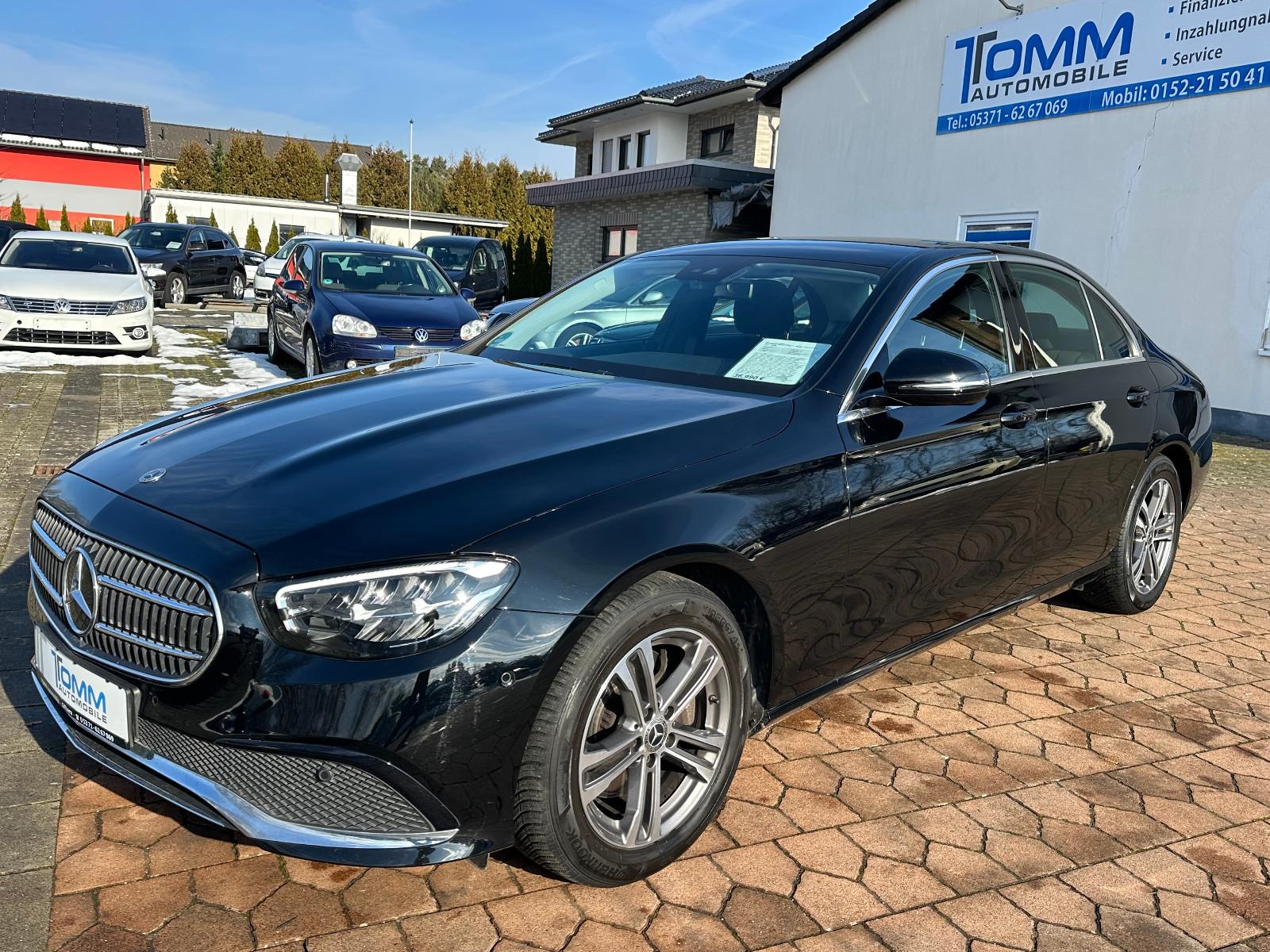 Mercedes-Benz E 220 d 4Matic Limousine / LED / AHK