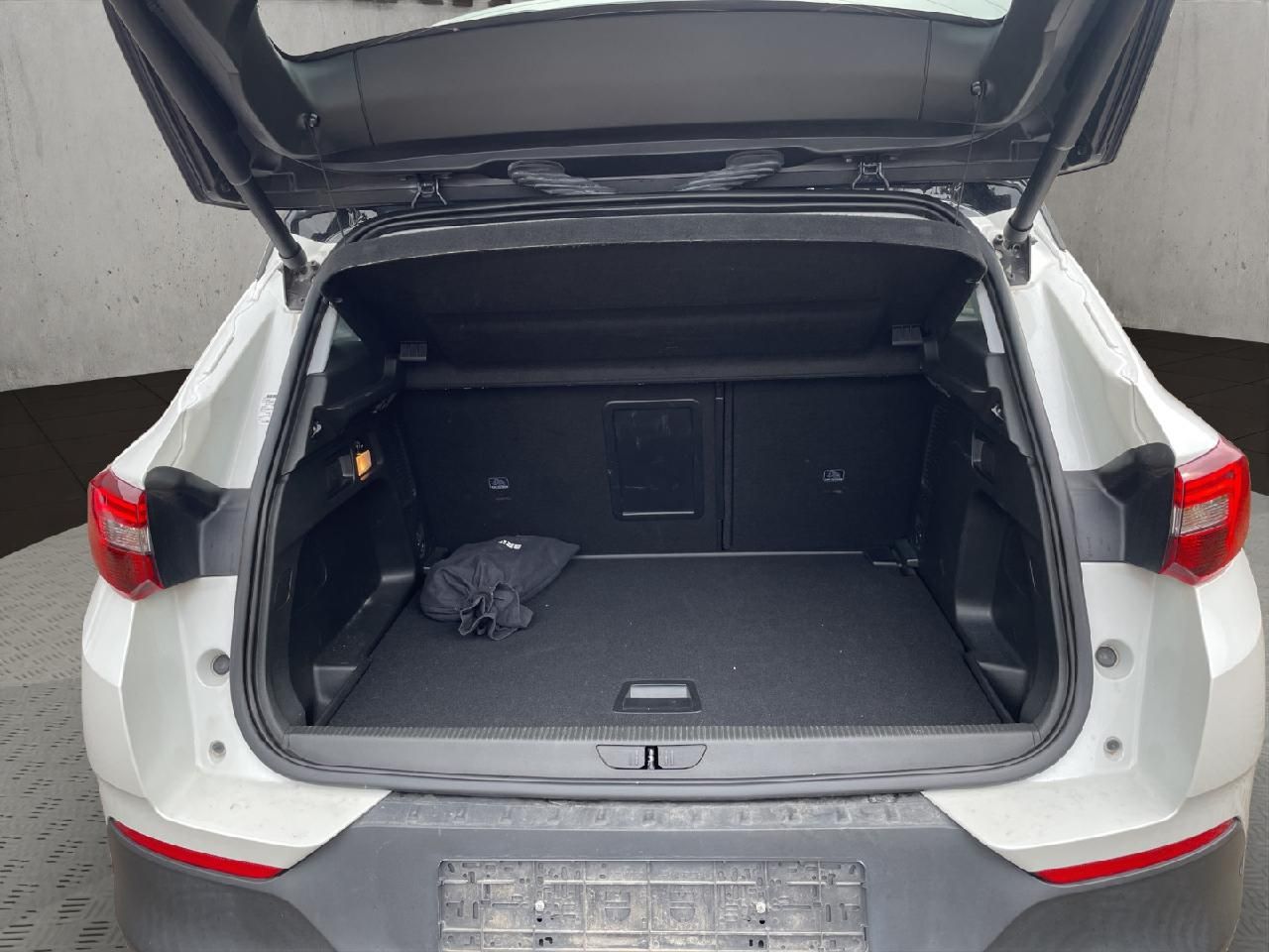 Fahrzeugabbildung Opel Grandland Innovation