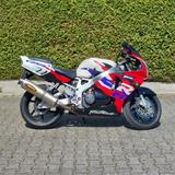 Honda Fireblade 900 RR SC33 - Angebote