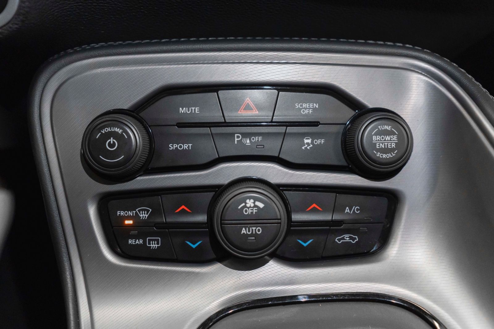 Fahrzeugabbildung Dodge Challenger 3,6L AWD CARPLAY KAM SHZ ALPINE ALC