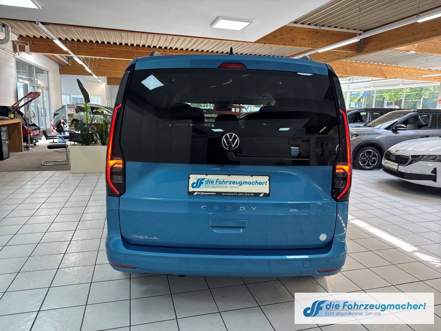 Fahrzeugabbildung Volkswagen Caddy California 2.0 TDI EU6d Panorama Navi LED
